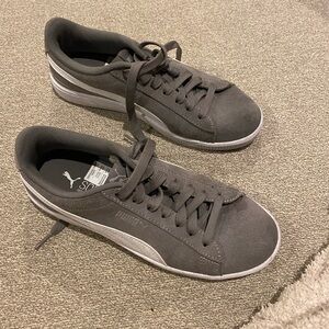 Puma Woman’s  Charcoal and White Sneakers
